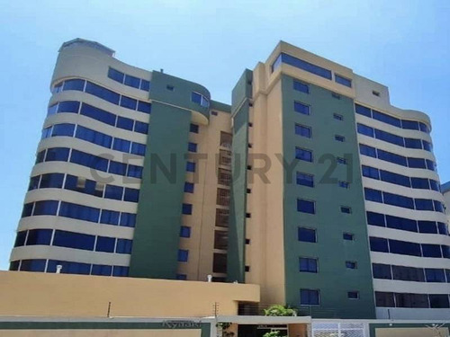 Apartamento En Venta Lecheria Av Bolivar Cr Kynaki