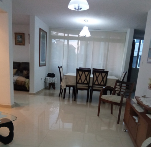Imagen 4 de 18 de Apartamento En Playa Guaica. Lecheria