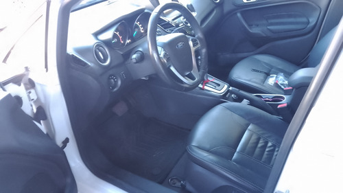 Ford Fiesta Kinetic 1.6 Titanium Powershift 120cv