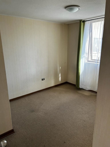 Vendo Departamento Estilo Mariposa De 2 Dorm. En Concepción.