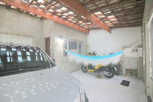 Imagem 1 de 12 de Linda Casa Térrea Em Um Ótimo Terreno Plano. - Rr4712