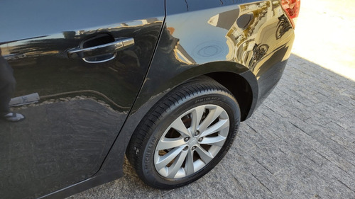 Imagem 4 de 10 de Chevrolet Cruze