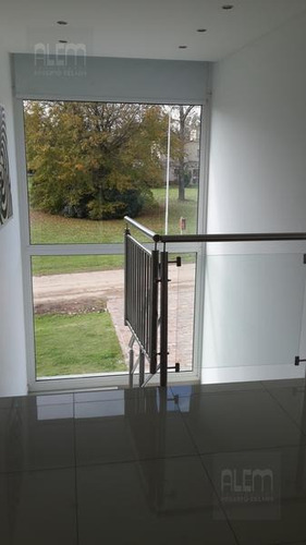 Imagen 7 de 20 de El Ombu | 6 Dorm.| 2 Suite 4 En Semi Suite