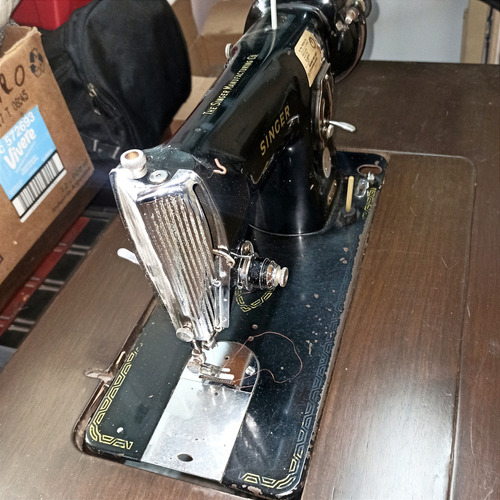 Máquina De Coser Singer 191v21 Recta Negra Negro (Usado)