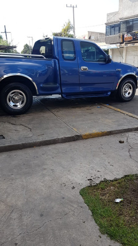 Ford F-150 XLT 4.6 cabina y med