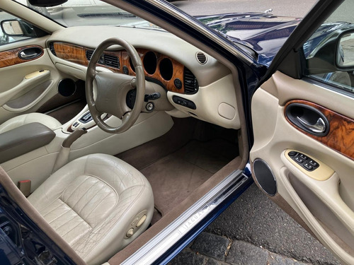 Jaguar Xj8 3.2 4p 2015 - Vtaspersonalizadasba