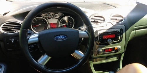 Ford Focus Sedan 2009 2.0 Ghia 4p