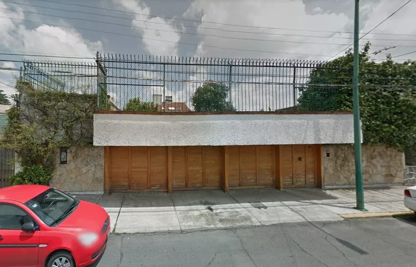 Remate De Grande Casa En Residencial Colon Y Cipres, Toluca Estado De México, Eg.