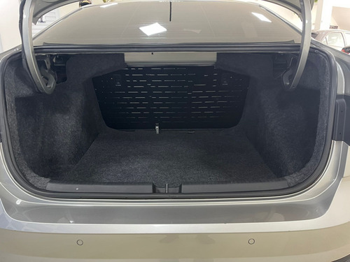 Volkswagen Virtus 1.6 MSI TOTAL FLEX AUTOMÁTICO