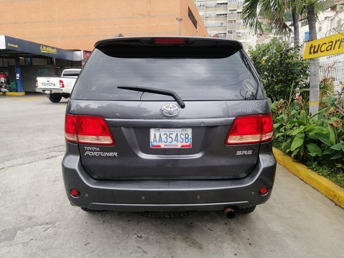 Toyota Fortuner Sr5 4x2
