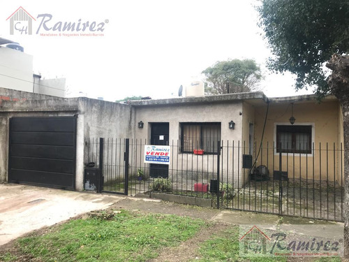 Casa En Venta 3 Amb. A 500 Mts. Acceso Oeste - Ituzaingó Norte