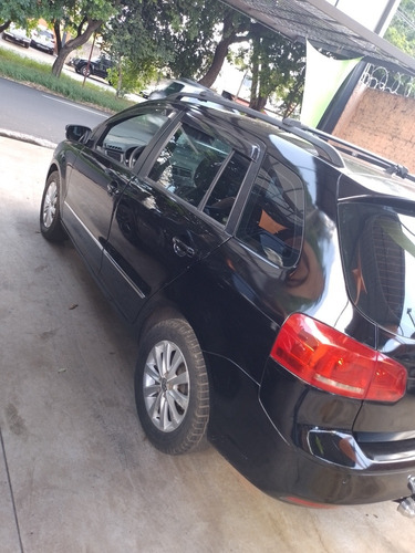 Imagem 5 de 8 de Volkswagen Spacefox 2011 1.6 Sportline Total Flex 5p