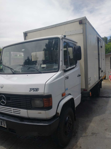 Imagen 2 de 15 de Mercedes Benz 710 Caja Paquetera Anticipo 1800000 Y Cuotas
