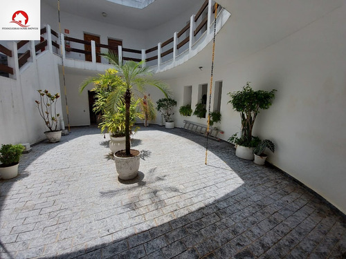 Imagem 23 de 23 de Imóvel Próximo Praia Da Enseada À Venda, Com Piscina Privativa. - Ap05677 - 69198861