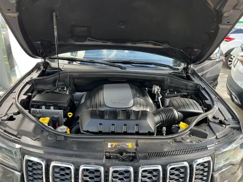 Jeep Grand Cherokee 5.7 Limited Lujo 4x4 At