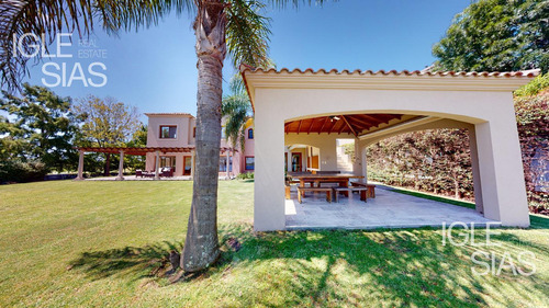 Importante Propiedad En El Golf Nordelta - Venta Y Alquiler Al Lago Central