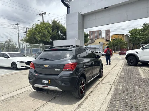 Chevrolet Onix 1.4 Ltz 5 p