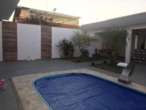 Imagem 2 de 6 de Casa De Alto Padrao Em Itanhaem - 1148