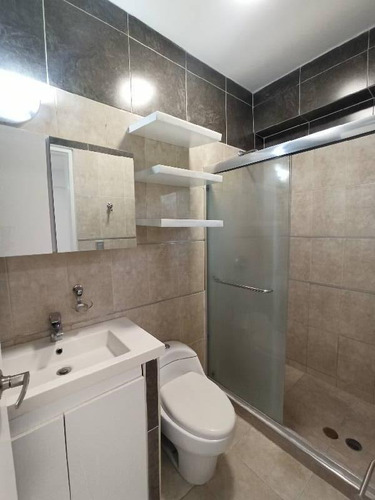 Imagen 9 de 14 de Apartamento En Venta En Naguanagua
