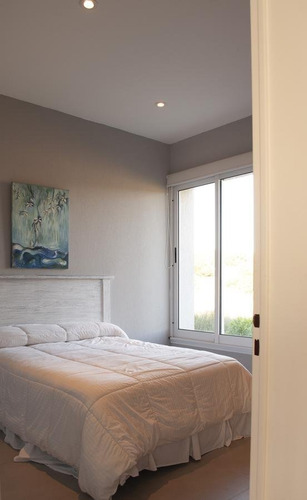 Imagen 10 de 17 de Casa En Costa Esmeralda Con Pileta