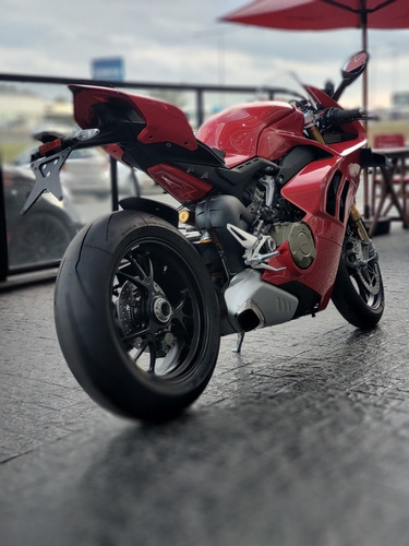 Imagen 8 de 25 de Ducati Panigale V4s - No Bmw S1000rr, No Panigale V4! Gf