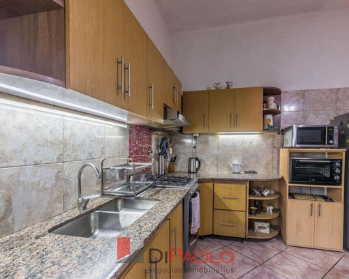 Venta · Casa En Villa Bosch · Cochera · pileta