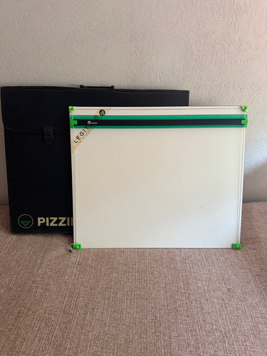 Tablero Pizzini 50x60 C/paralela Y Estuche (Usado)