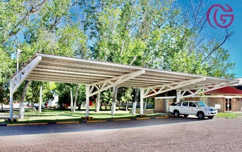 Greenwood Vende Base De Operaciones, Edificaciones Y Gran Terreno En Carril Rodriguez Peña.
