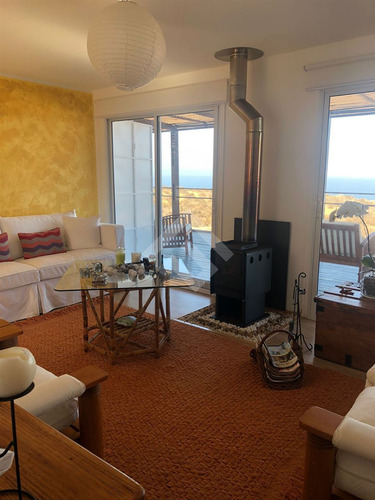 Casa En Venta De 2 Dorm. En La Serena