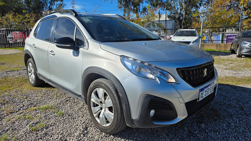 Peugeot 2008 1.6 Allure am20