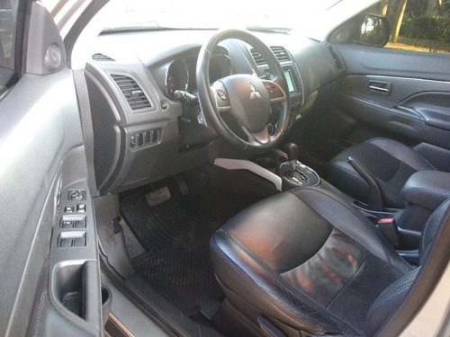 Imagem 12 de 15 de Mitsubishi Asx 2.0 2wd Cvt Automático Gasolina 2016