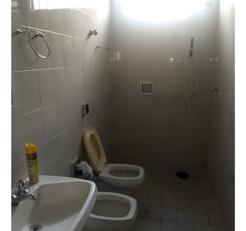 Casa Elegante C/ Suite-8 Cômodos + Edícula Separada(3 Cômodos)