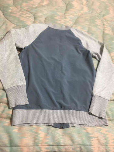 Champion Sudadera Para Dama Talla M Gris Sin Gorro (Usado)