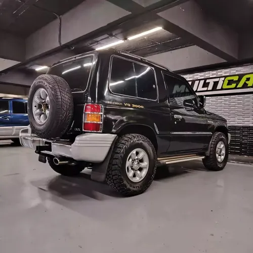Mitsubishi Montero Dakar