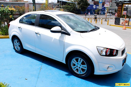 Imagen 4 de 25 de Chevrolet Sonic