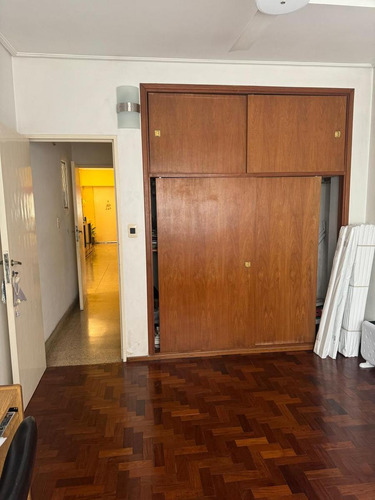 Casa 4 Ambientes Con Garage, Parque Y Quincho