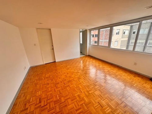Penthouse En 3 Niveles De 420m2, Amplia Terraza Privada, Vigilancia, Excelente Ubicación.
