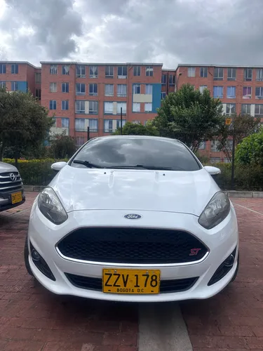 Ford Fiesta 1.6 Hatchback Se