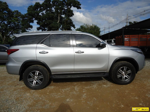 Toyota Fortuner 2.7l