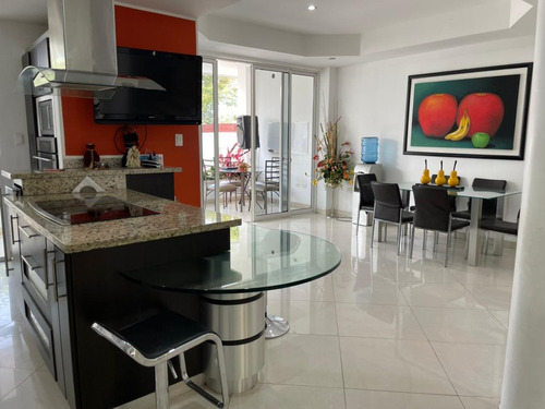 Imagen 9 de 14 de Lp Casa Con Piscina Privada En La Urbanización Portofino