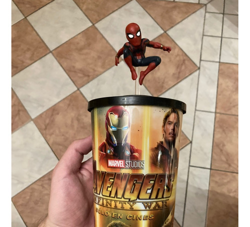 Vaso Con Figura, Avengers Infinity War, Cinemex Spider-man