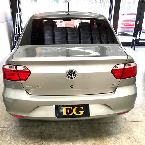 Imagen 5 de 7 de Volkswagen Voyage 1.6 Comfortline 101cv 2013 Eg Automoviles