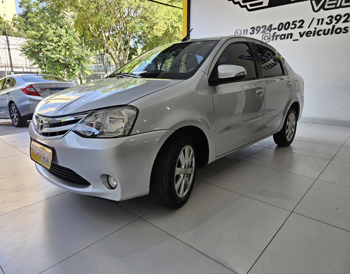 Toyota Etios 1.5 XLS SEDAN 16V FLEX 4P AUTOMÁTICO