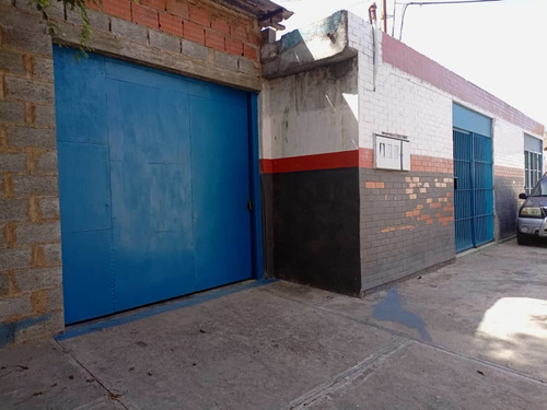 Imagen 2 de 7 de Local En Venta, Catia La Mar