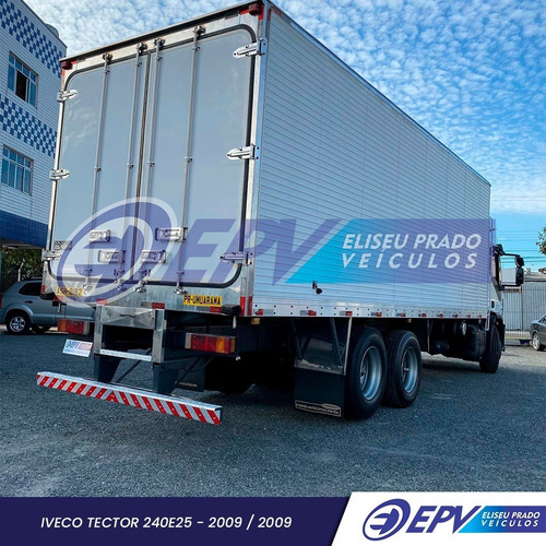 Imagem 3 de 9 de Iveco Câmara Fria Tector 240e25