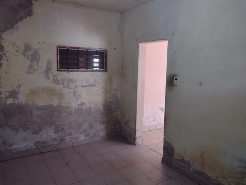 Casa Con Departamento Incluído ( Leer Descripción )
