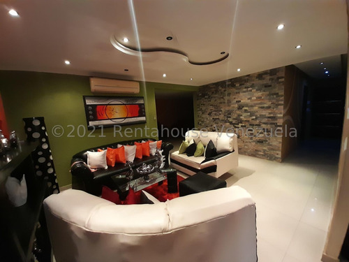 Imagen 5 de 25 de Casa Duplex Remodelada En Venta Urb Orticeño Estef 21-27270