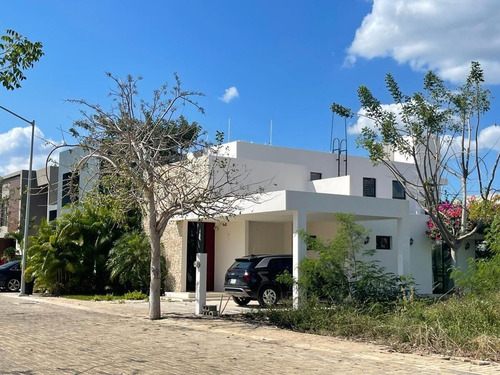 Casa Amueblada En Renta En Soluna, Temozón Norte