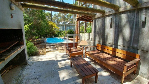 Imagen 2 de 13 de Casa En Venta La Barra 3 Dorm, 504 M2 #1692