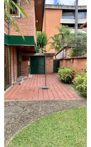 Casa Lomas De La Lagunita